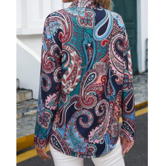 Luxe paisley print button down shirt - Picture 3 of 5